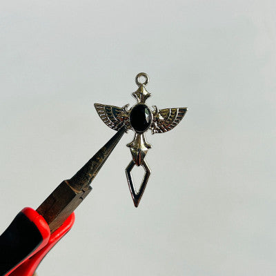 Silver wing pendant with chain