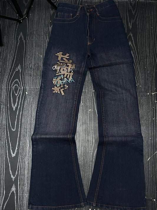 Dark purple embroidery, Chinese boat