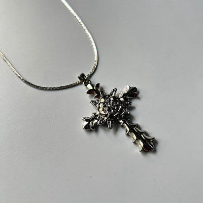 Gothic rose pendant with chain