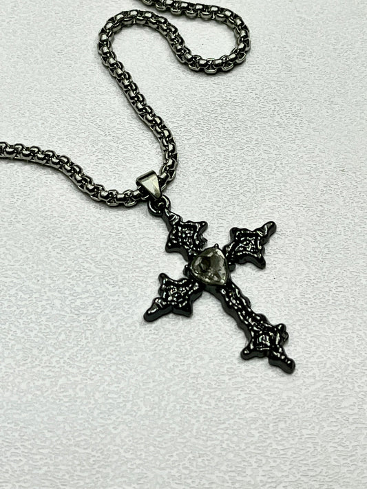 Cute gothic cross pendent with chain