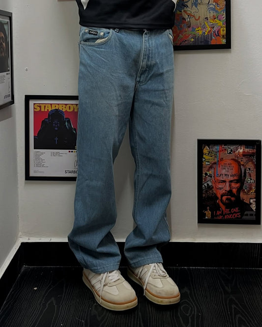 Perfect straight fit campus light blue jeans