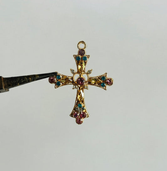 Cutest cross pendent with chain