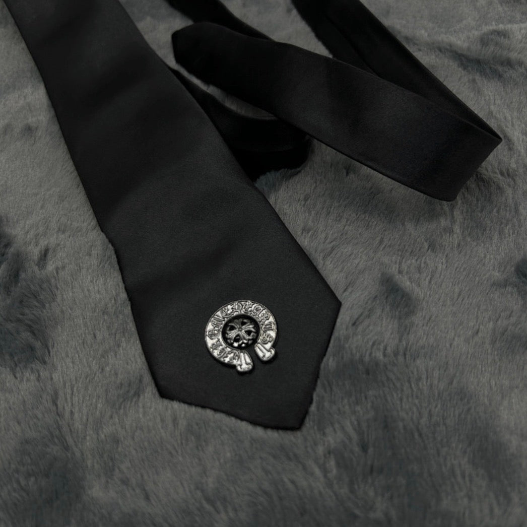 Black Chrome Heart Tie