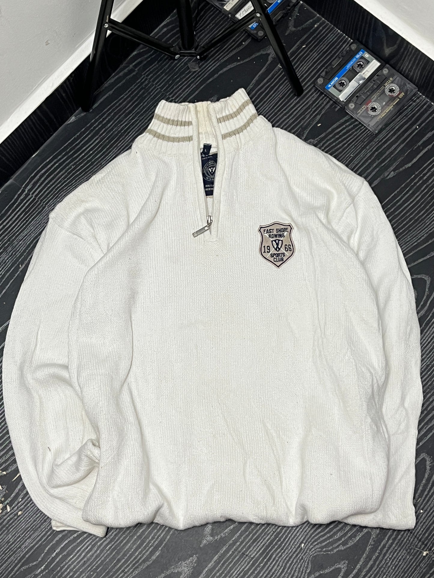 Branded zipped sweater