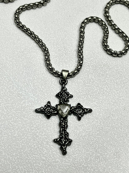 Cute gothic cross pendent with chain