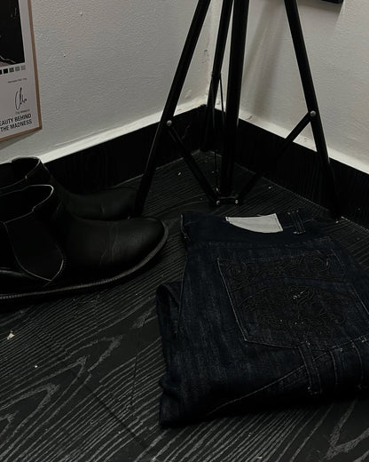 Cole material street wear jeans